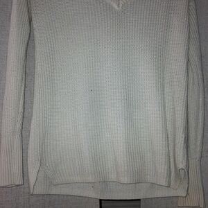 Garage Women's White V-Neck Sweater